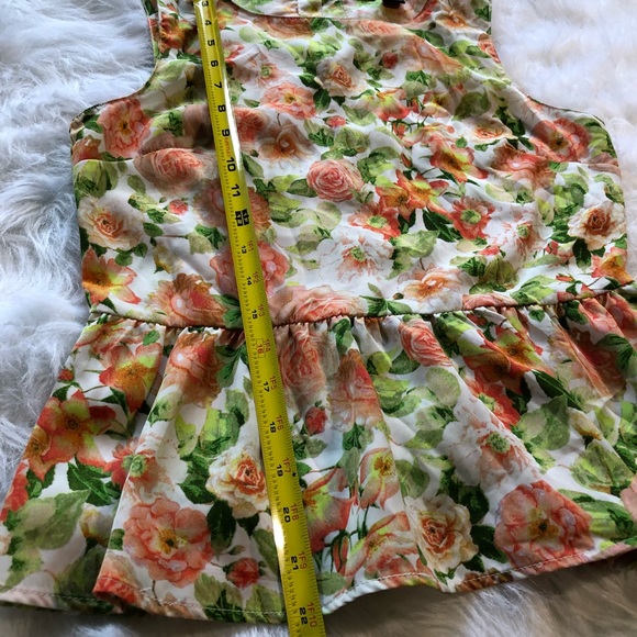 🔥4/$20🔥F21 S Floral Peplum Blouse - Picture 7 of 8